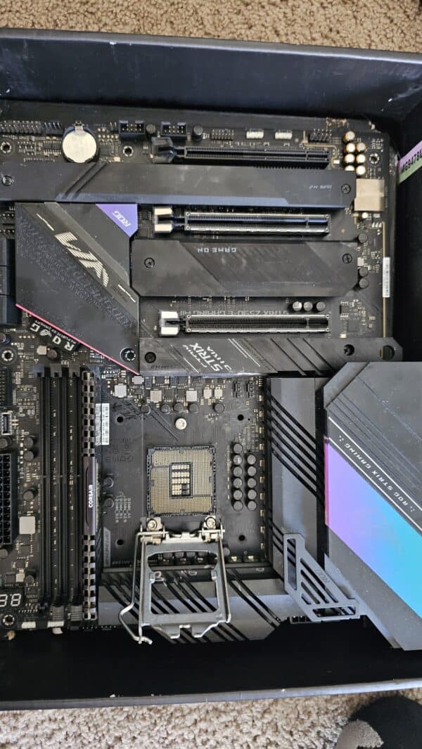 asus rog strix z590e gaming motherboard refurbished